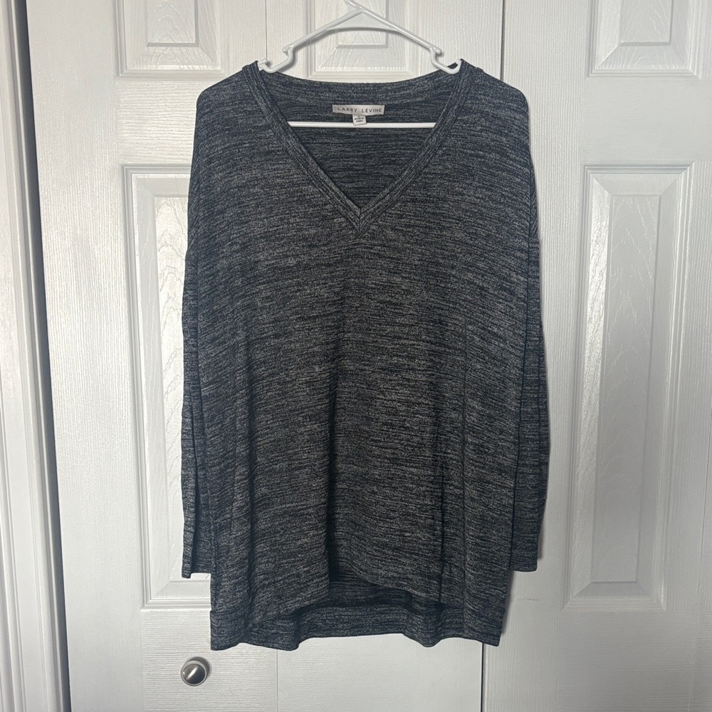 Larry Levine Charcoal Knit Top
